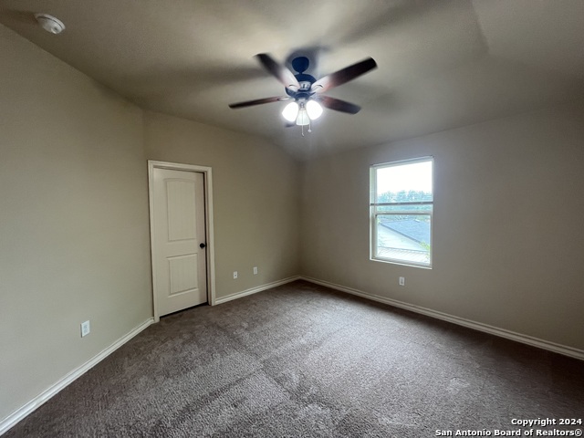 Image 15 of 29 For 6926 Lakeview Dr  102