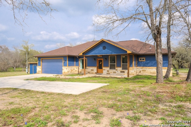 Details for 276 County Road 6864, Natalia, TX 78059