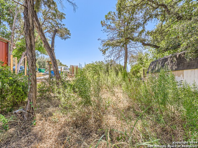 Listing photo id 6 for 7214 Comstock Cove