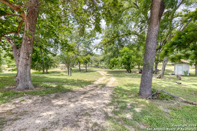 Image 15 of 15 For 158 Frio Falls