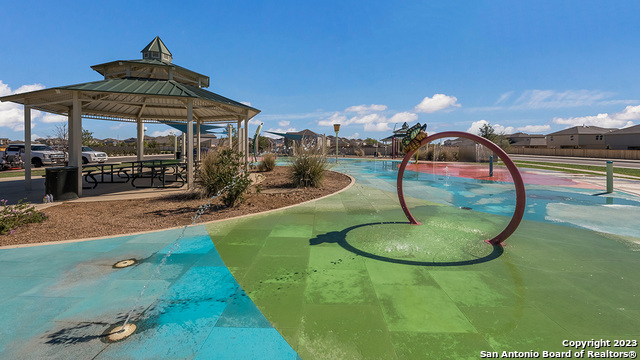 Listing photo id 19 for 4314 Caraway Bay