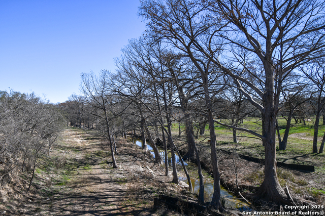 Listing photo id 24 for 665&699 Cool Creek Rd