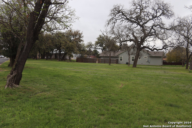 Image 9 of 16 For 103 Aransas Pass