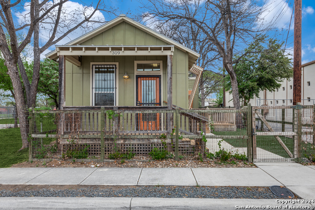 Details for 309 Burnet St, San Antonio, TX 78202