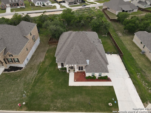 Details for 528 Lilly Blf, Castroville, TX 78009