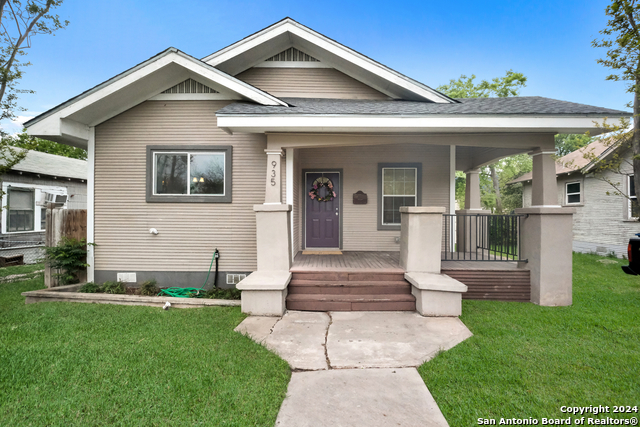 Details for 935 Lynwood Ave W, San Antonio, TX 78201