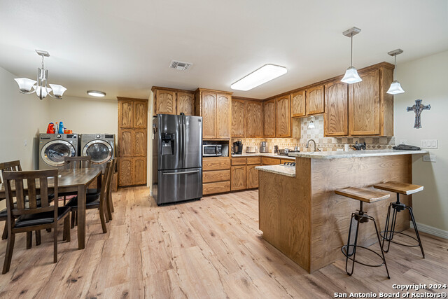 Image 18 of 29 For 100 Breesport Dr