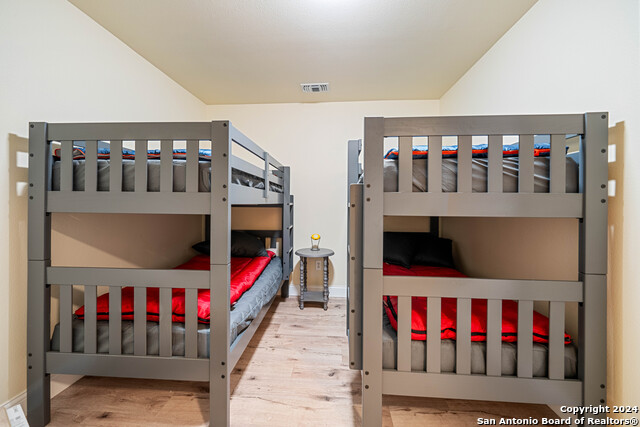 Image 9 of 29 For 100 Breesport Dr