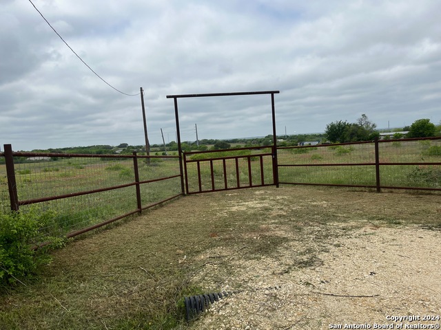 Details for 12725 Wisdom Rd, Atascosa, TX 78002