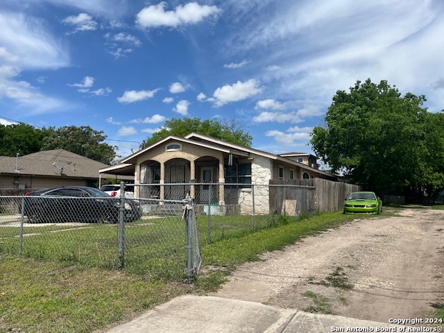 Details for 121 Vincent St, San Antonio, TX 78211