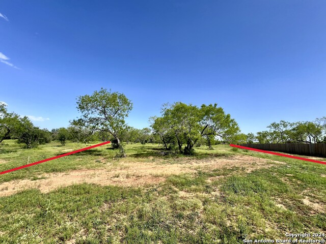 Details for 188 Medium Meadow, Lytle, TX 78052