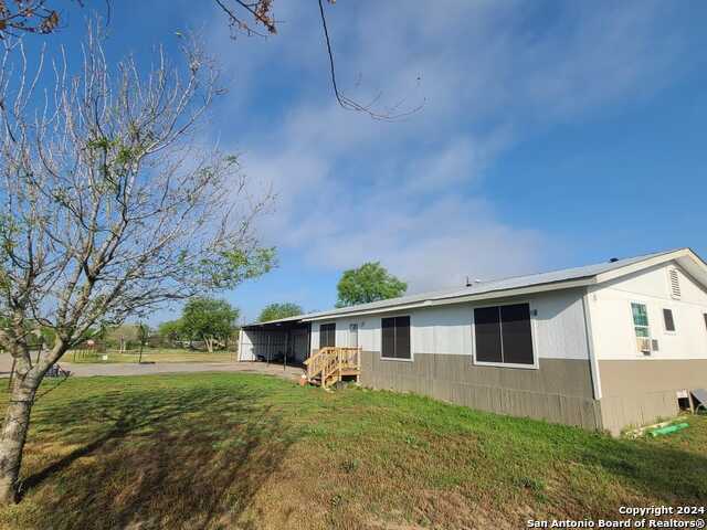 Details for 65 Park Lane St, Batesville, TX 78829