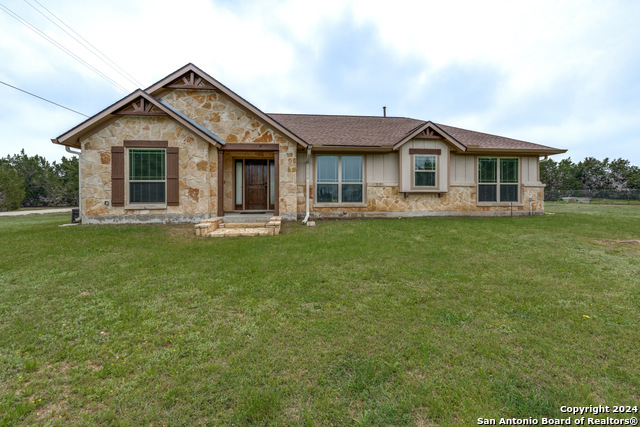 Details for 198 Whitmire Dr, Blanco, TX 78606