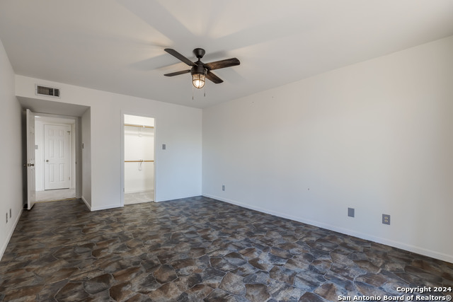 Listing photo id 25 for 107 Mesa Del Sol