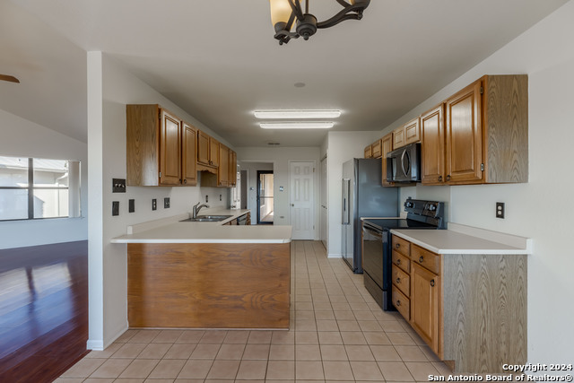 Listing photo id 6 for 107 Mesa Del Sol