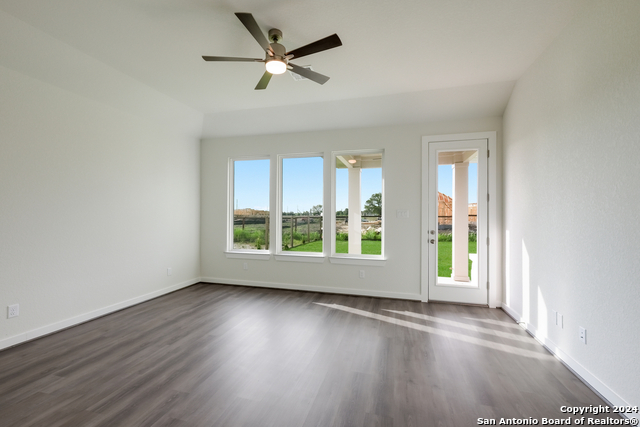 Image 10 of 27 For 12240 Latticework