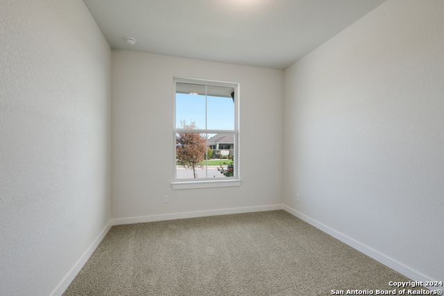 Image 18 of 27 For 12240 Latticework