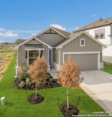 Image 3 of 27 For 12240 Latticework