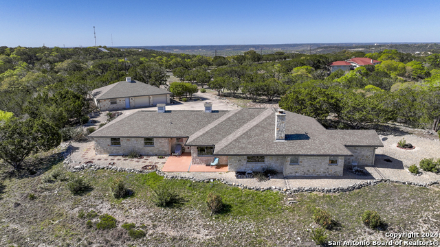 Details for 170 Limestone Rdg, Kerrville, TX 78028