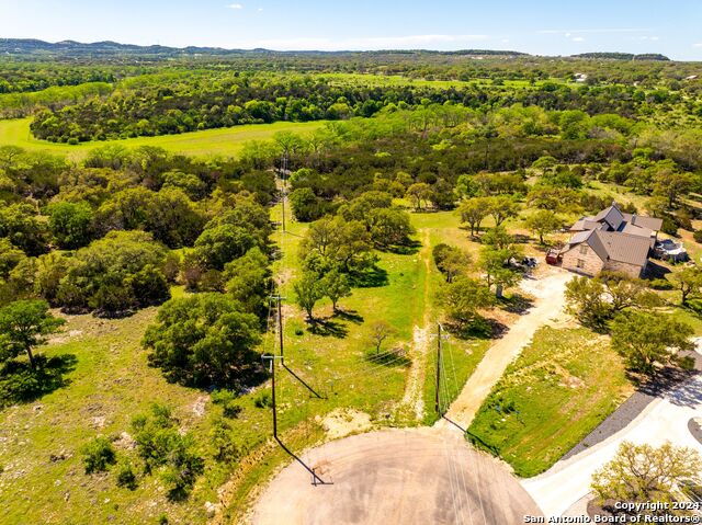 Image 8 of 39 For 98 Sabinas Ridge Rd