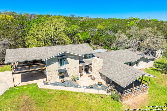 Details for 2054 Medina Hwy, Kerrville, TX 78028