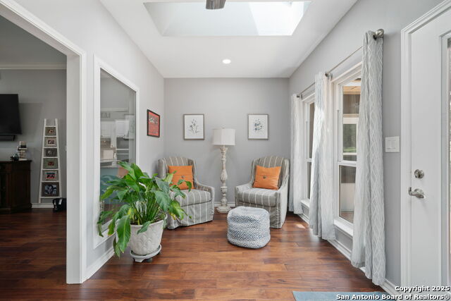 Image 69 of 82 For 877 Meridian Dr