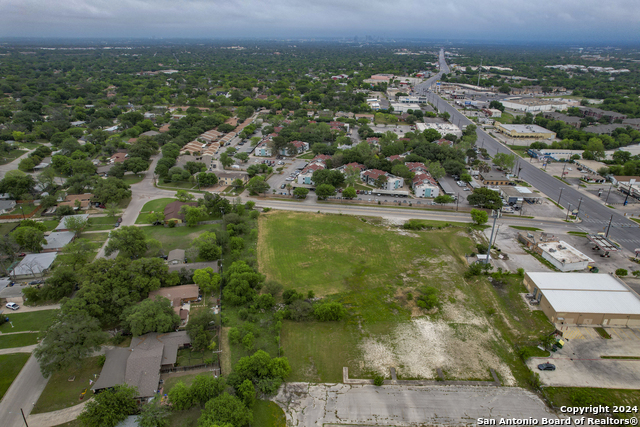 Image 19 of 27 For 1920 Bandera Rd