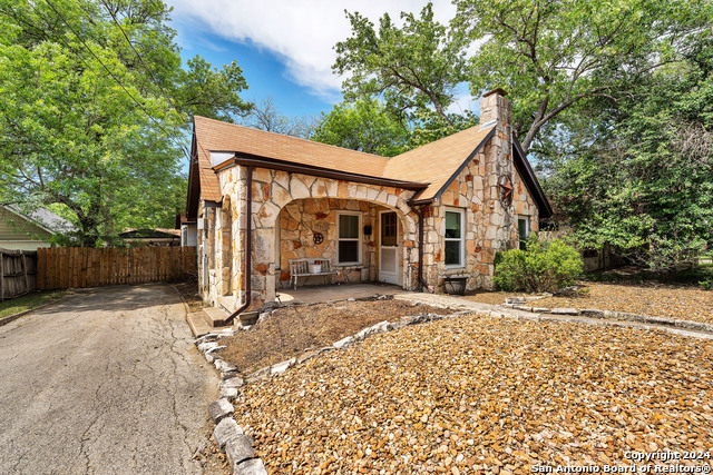 Details for 1360 Stonewall St, New Braunfels, TX 78130