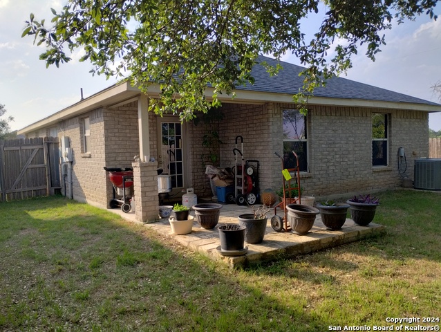 Image 16 of 22 For 10418 Alsfeld Ranch