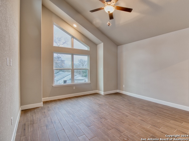 Image 19 of 50 For 2202 Virginia Blvd  1
