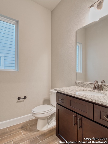 Image 43 of 50 For 2202 Virginia Blvd  1