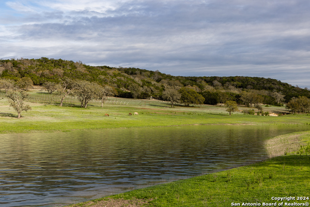 Image 4 of 60 For 5081 Bandera Highway