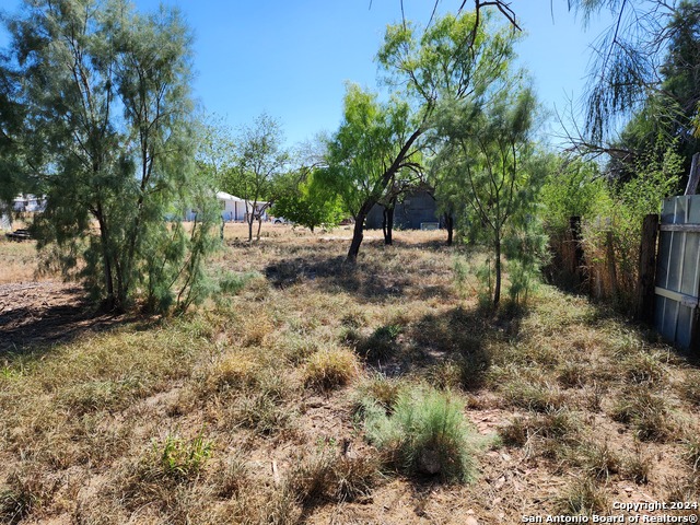 Image 10 of 12 For 506-600 Cotulla St. N