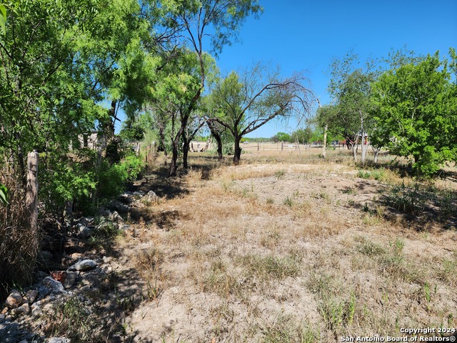 Image 7 of 12 For 506-600 Cotulla St. N