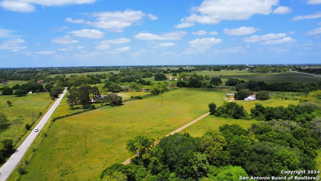 Details for 1198 Cr 323  , Yoakum, TX 77995