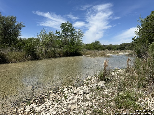 Image 26 of 41 For 394 Squirrel Bend