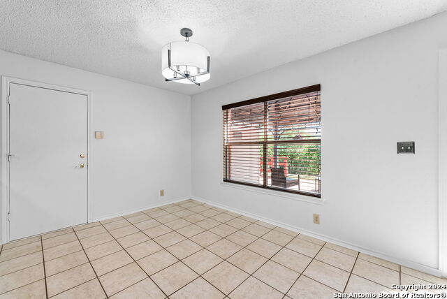 Image 12 of 43 For 14107 Emerald Hill Dr