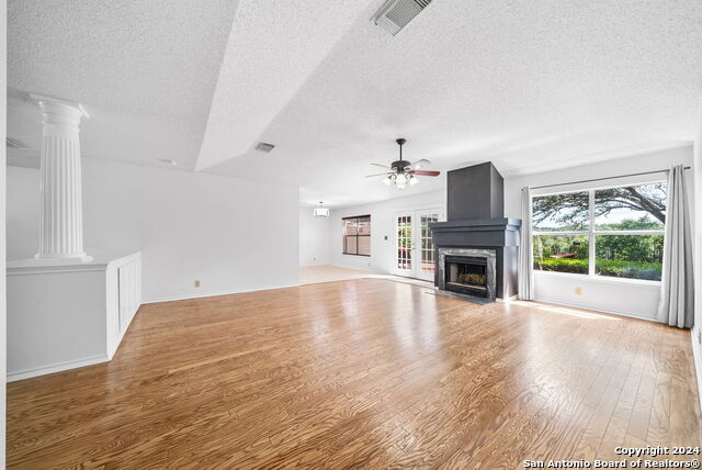 Image 6 of 43 For 14107 Emerald Hill Dr