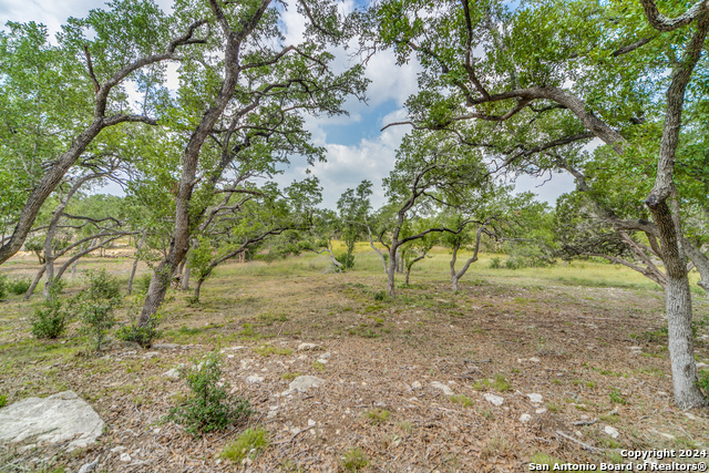 Image 4 of 13 For 723 Post Oak Ridge