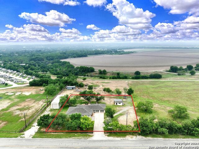 Details for 1275 Fm 471 N, Castroville, TX 78619