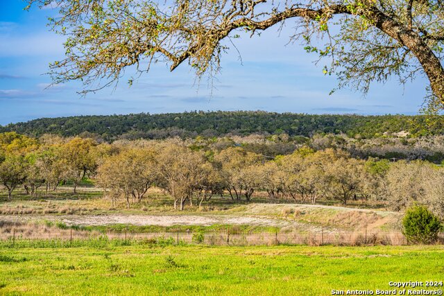 Image 39 of 54 For 434 Cave Creek Rd