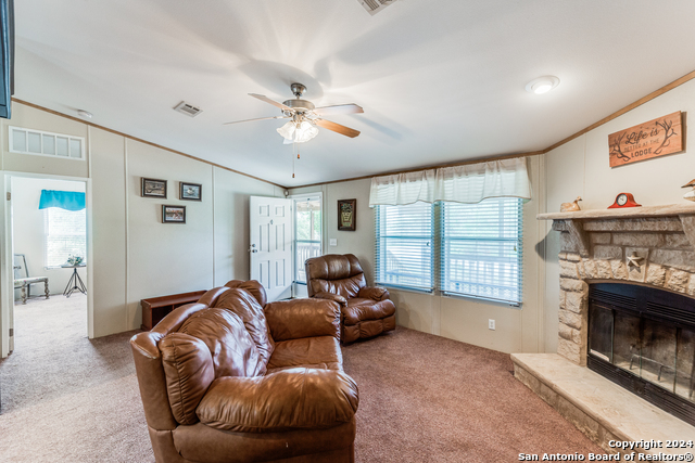 Listing photo id 22 for 105 Feather Hill Rd