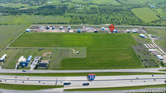 Image 12 of 26 For 15850 Salado Airport  11