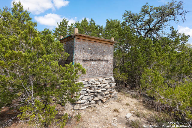 Image 32 of 35 For 20784 Bluehill Pass