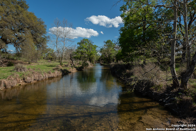 Details for 463 Bear Creek, Fredericksburg, TX 78624