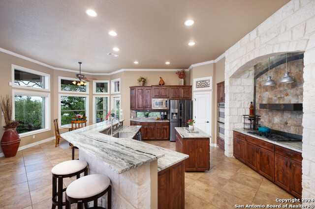 Listing photo id 12 for 25914 Echo Mtn