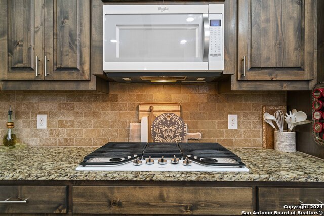 Image 18 of 65 For 189 Dry Bear Creek