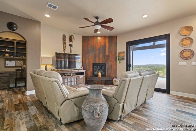 Image 19 of 65 For 189 Dry Bear Creek