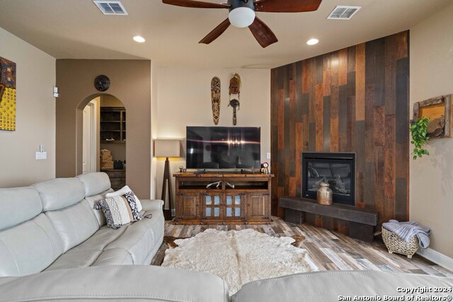 Image 20 of 65 For 189 Dry Bear Creek