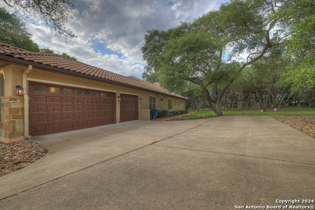 Image 44 of 48 For 9807 Klein Ct